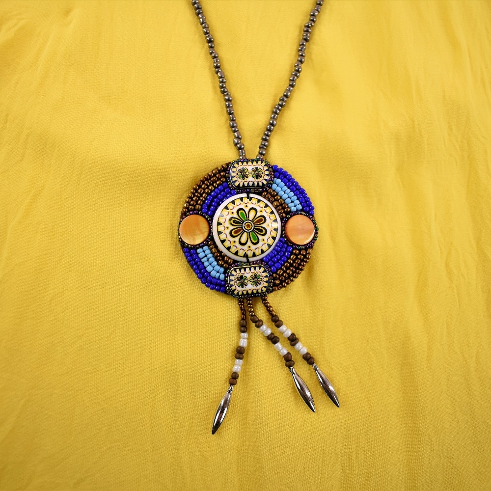 By & By Yellow  Boho Attached Necklace Top Size S - Picture 4 of 7